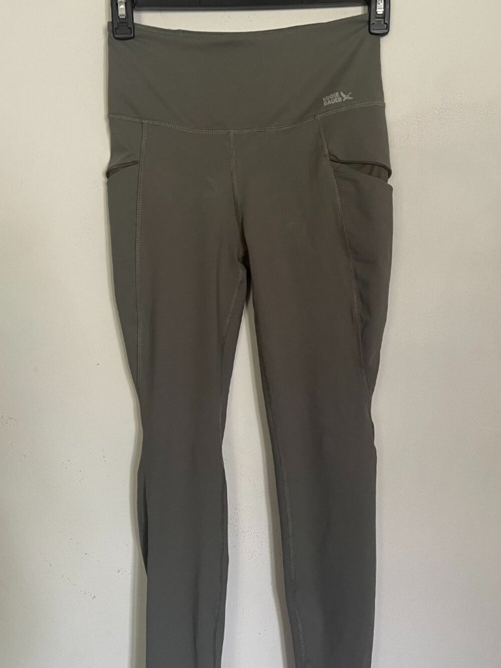 Eddie Bauer Womens Trail Tight Leggings Olive Green Zipper Pockets T2